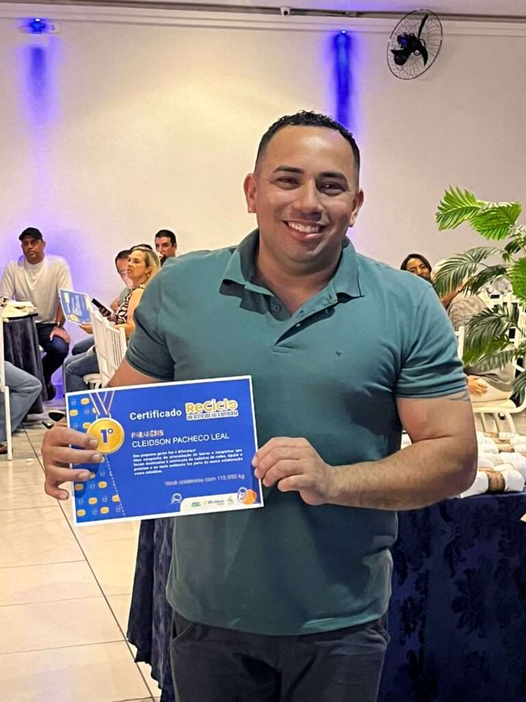 WhatsApp Image 2025-12-10 at 09.44.49 (2)